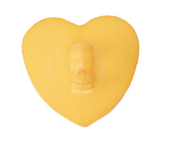 Botón infantil como corazon de plástico en amarillo oscuro 14 mm 0.55 inch